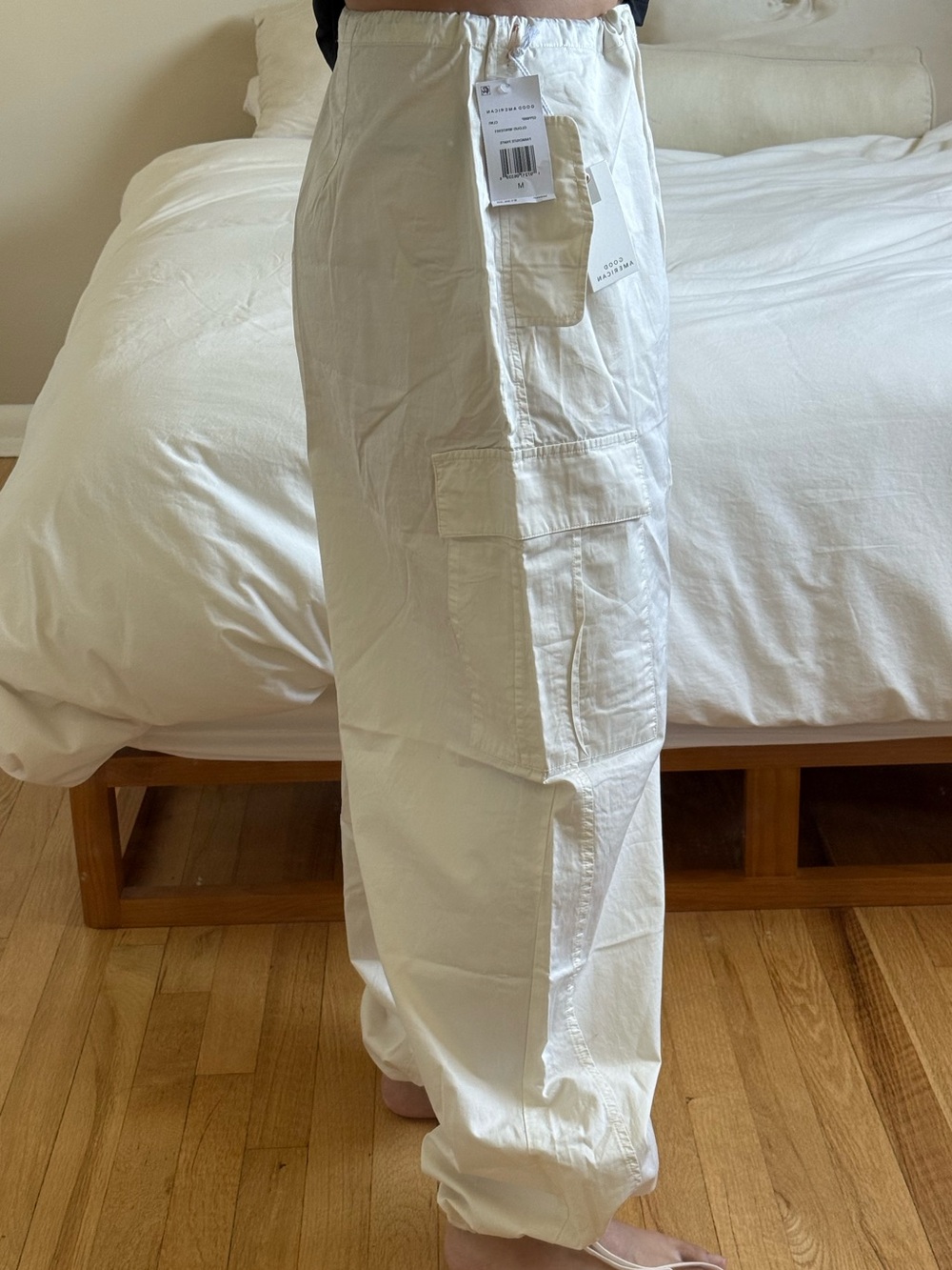 NWT Good American Parachute Cargo Pants - Picture 11 of 11